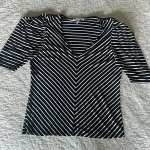 Frame Denim Black and White Fitted 3/4 Sleeve Blouse